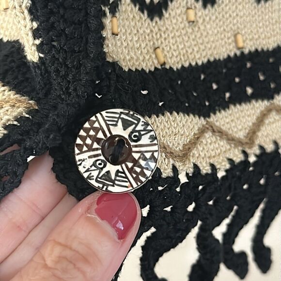 Vintage The Peruvian Connection Button Down Cardigan Sweater - Picture 4 of 9